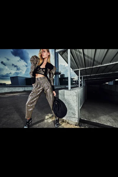 Look 42